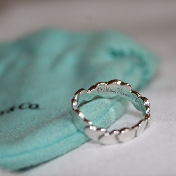 Co Paloma Picasso Crown Of Hearts Ring 